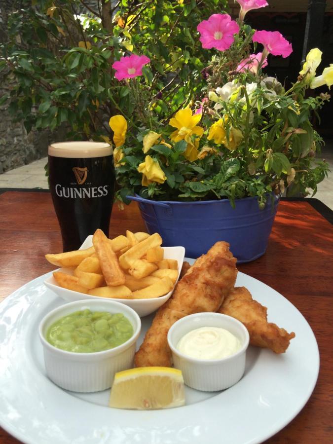 The Wander Inn Bar & Accommodation Kenmare Εξωτερικό φωτογραφία