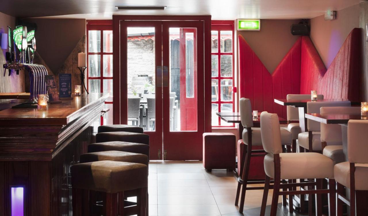 The Wander Inn Bar & Accommodation Kenmare Εξωτερικό φωτογραφία